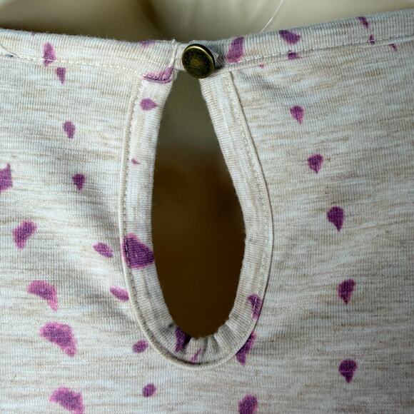 Democracy Top Womens Small Heather Tan Purple Abstract Print Ruched Sleeve - Picture 6 of 16